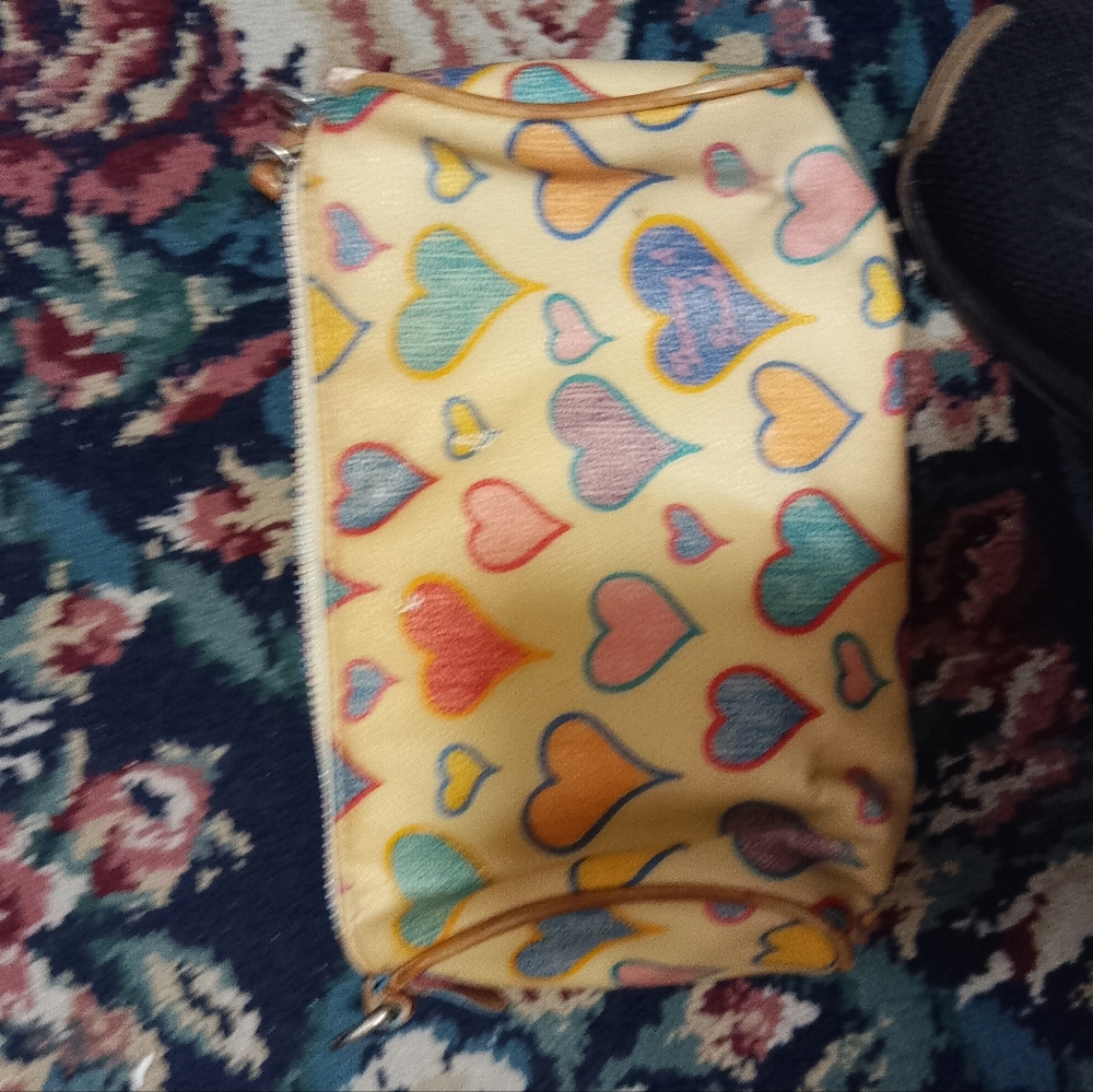 Dooney Bourke